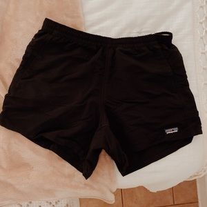 Patagonia women’s “baggies” shorts